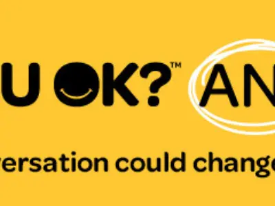 EV Day 24 Email Signature Theme Yellow Tagline 240704